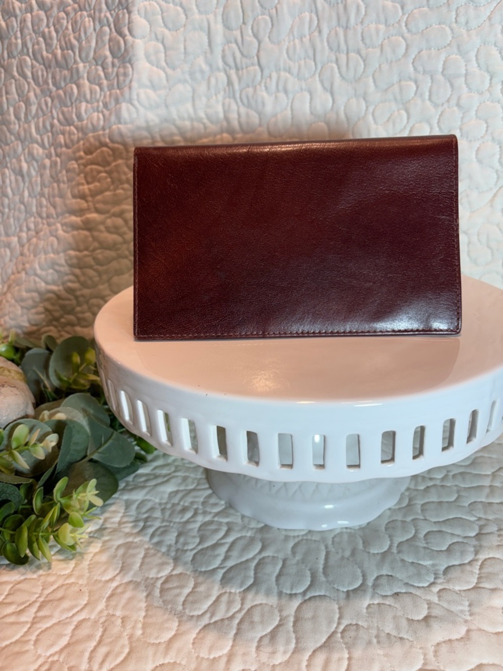 ILI Classic Men's Leather Bifold Wallet in Dark Cognac